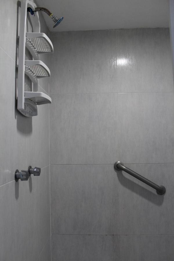 Apartamento Depas equipados frente UdeC, wifi, aire Colima Exterior foto