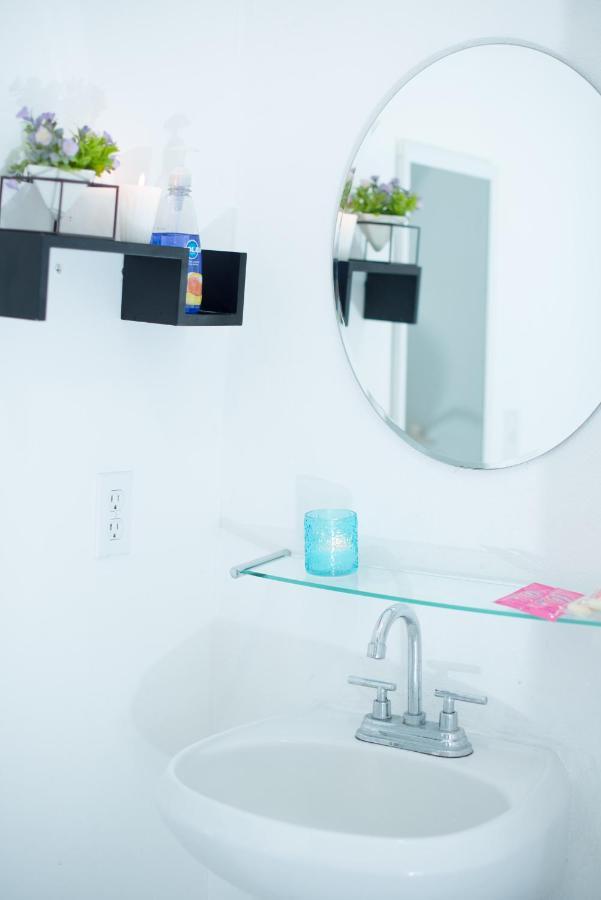 Apartamento Depas equipados frente UdeC, wifi, aire Colima Exterior foto